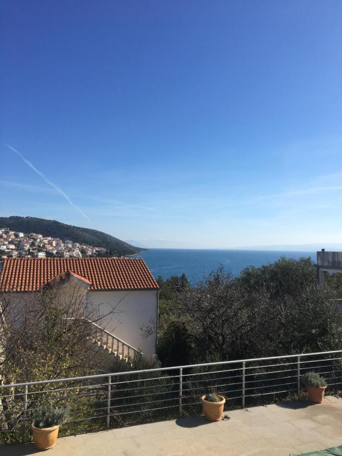 Gospino Apartment 1 Perfect For A Family Τρογκίρ Εξωτερικό φωτογραφία