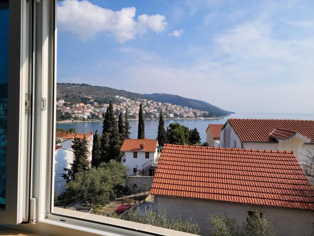 Gospino Apartment 1 Perfect For A Family Τρογκίρ Εξωτερικό φωτογραφία