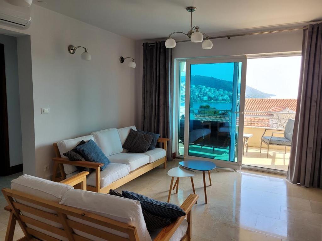 Gospino Apartment 1 Perfect For A Family Τρογκίρ Εξωτερικό φωτογραφία